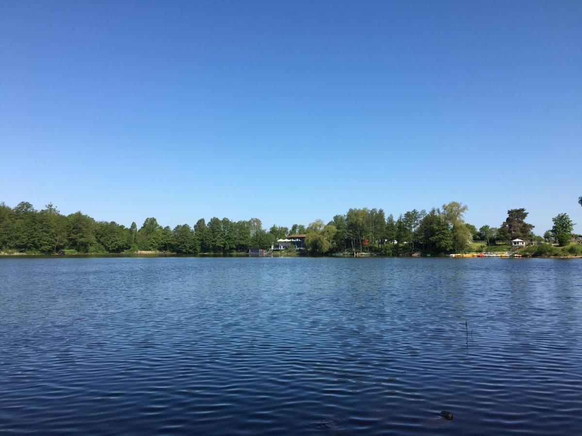 Ferienhaus Moni Mit 2 Separaten Wohnungen Am Silbersee Frielendorf Екстериор снимка